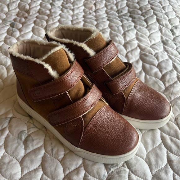 UGG Kids' Rennon II Sneaker - Picture 1 of 4